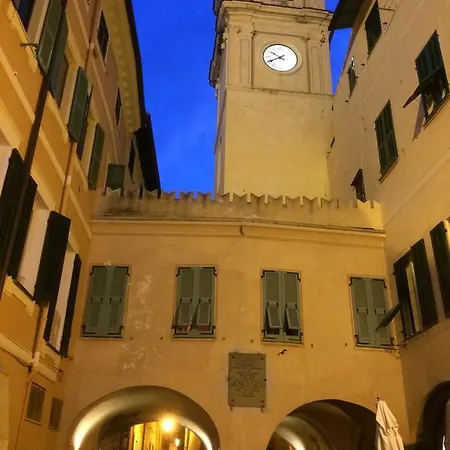 Via Lunga In Old Town Apartman Bordighera